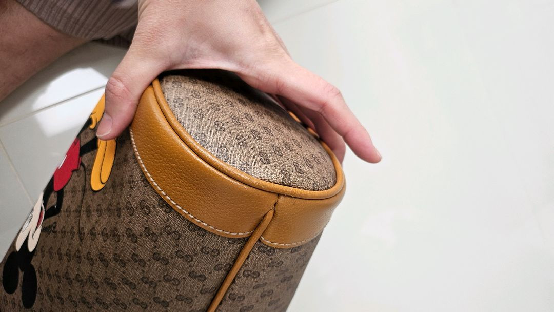 구찌디즈니 버킷백정품 이미지