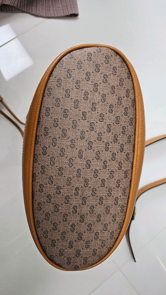 구찌디즈니 버킷백정품 이미지