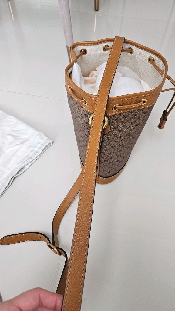 구찌디즈니 버킷백정품 이미지