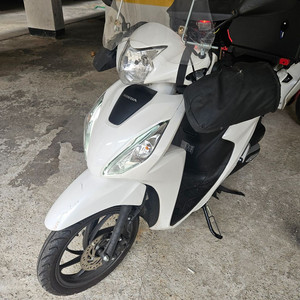 비젼110 화이트 / 25년6월식 / 7500km / 배달용 셋팅완료 급처 이미지