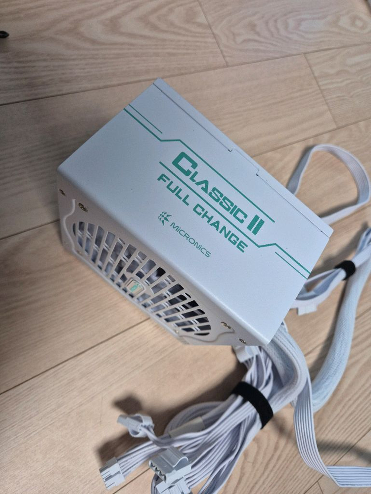 마이크로닉스700W ATX3.1 파워서플라이 이미지