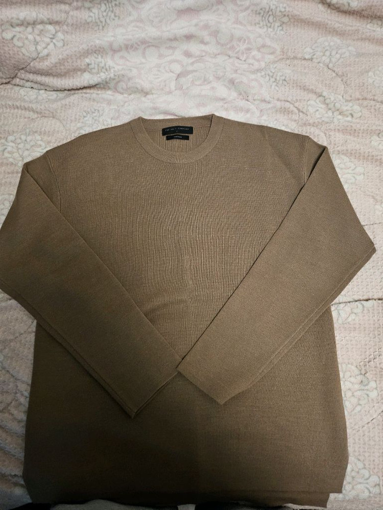 더니트컴퍼니 니트 블랙, 브라운 각각 판매 이미지