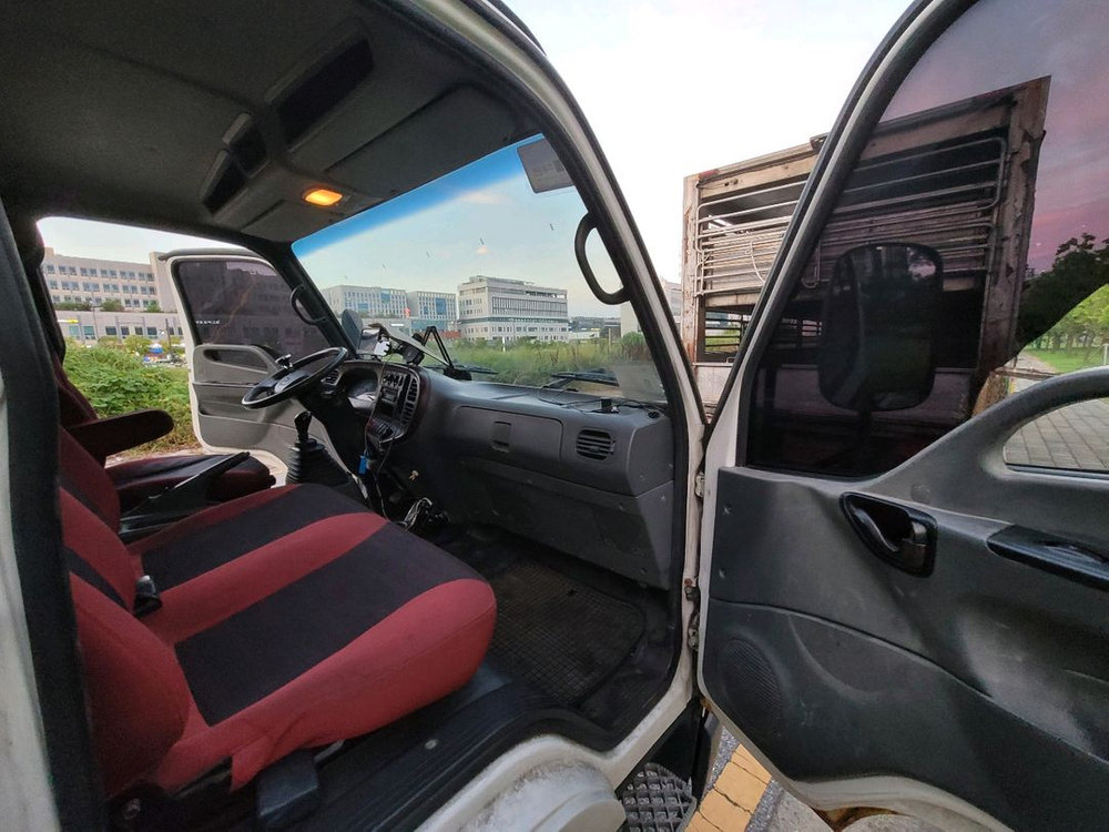 마이티 3.5톤 하이내장탑차 광폭 2014년식 43만킬로 이미지