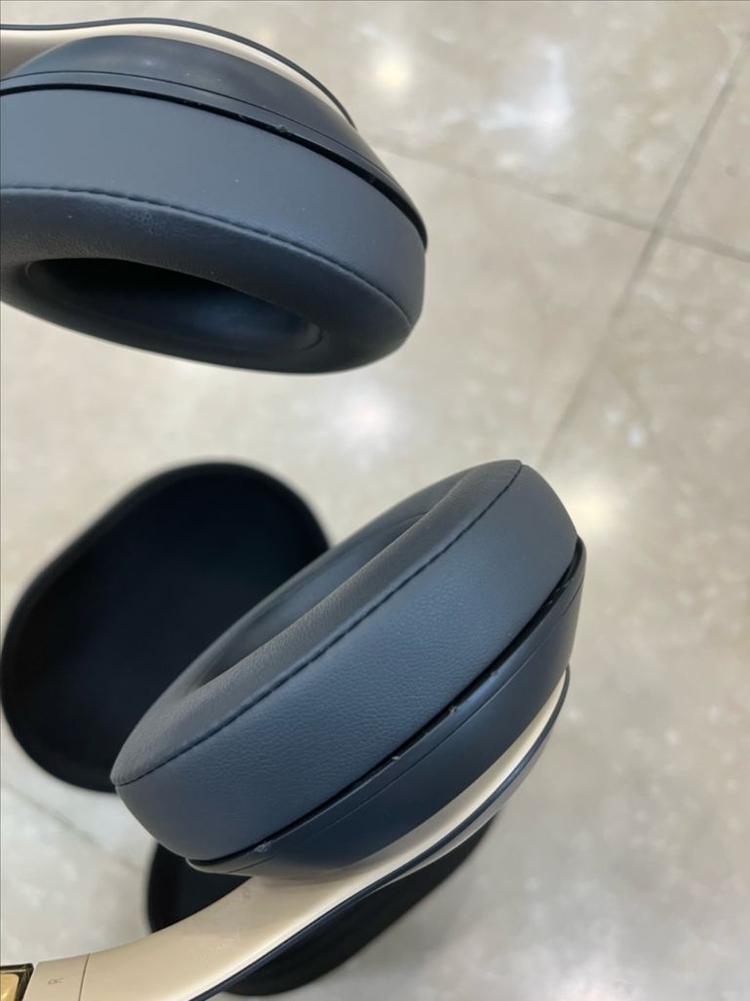 비츠 스튜디오3 헤드폰 이미지