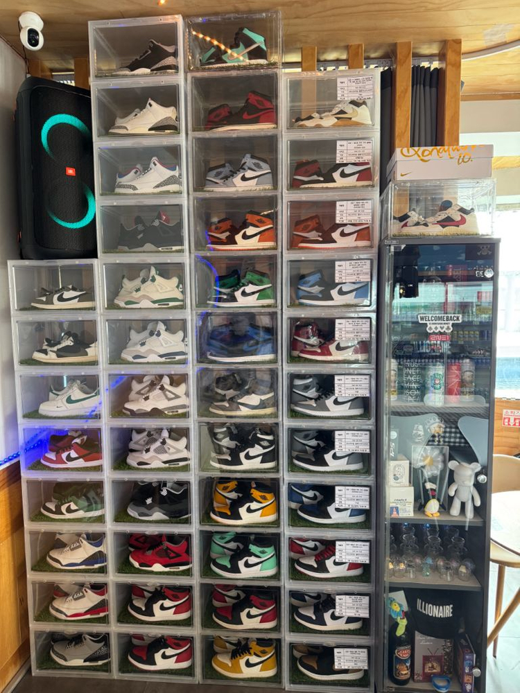 (정품) 나이키 덩크로우 ,에어포스, 조던 하이 조던 1,3,4 팝니다 이미지