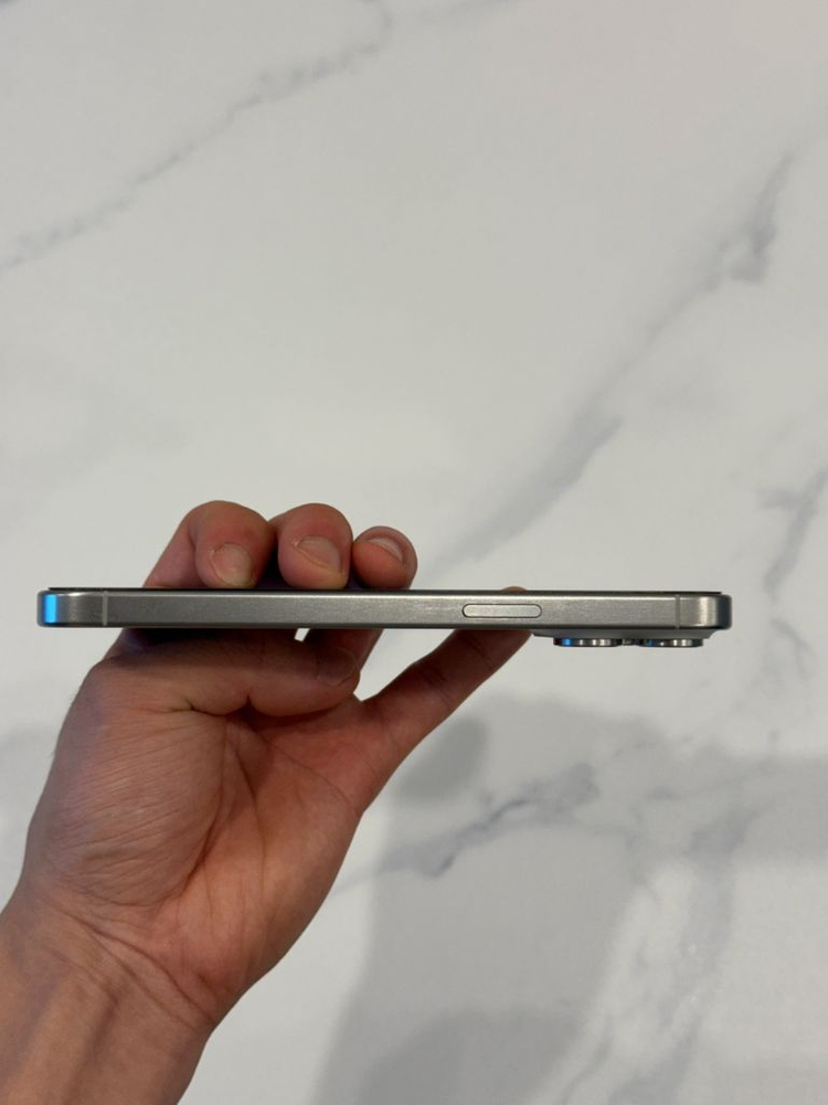 [물리 듀얼 유심, 카메라 무음, 자급제] 아이폰 15 프로맥스 홍콩판 256GB 이미지