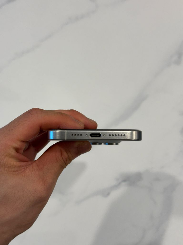 [물리 듀얼 유심, 카메라 무음, 자급제] 아이폰 15 프로맥스 홍콩판 256GB 이미지