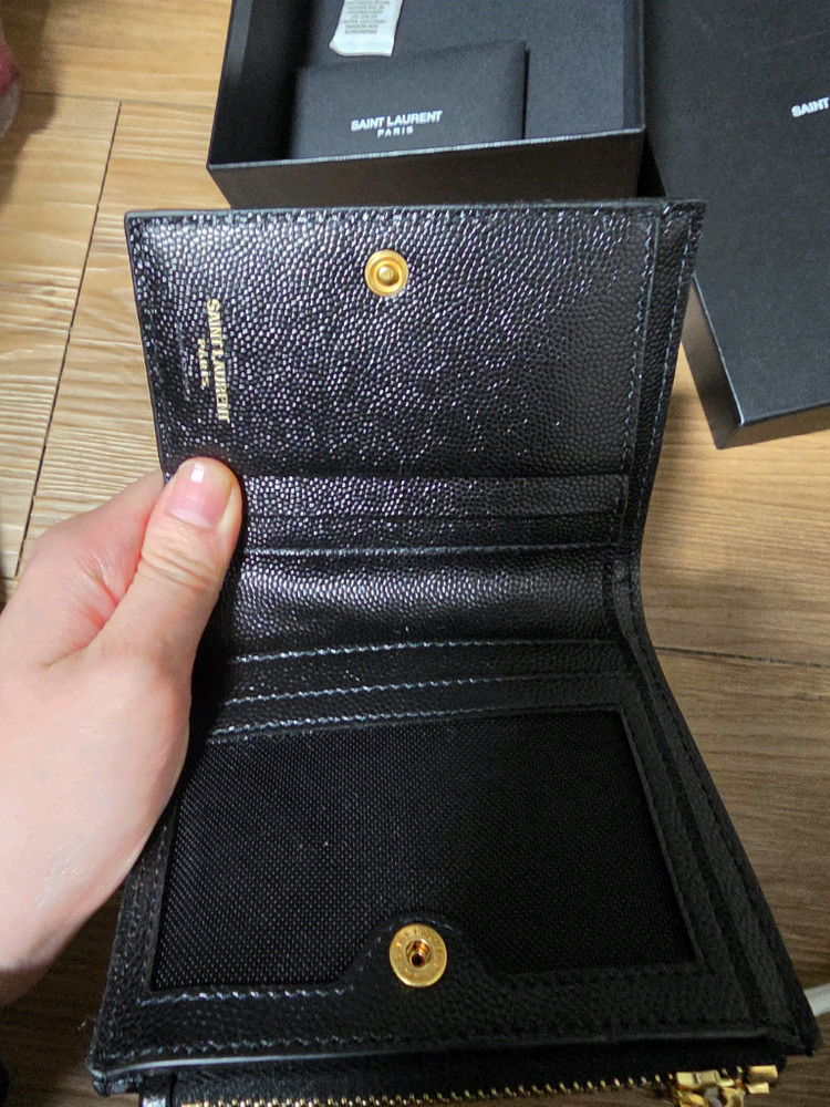 새상품 입생로랑 마틀라세 지퍼지갑 이미지