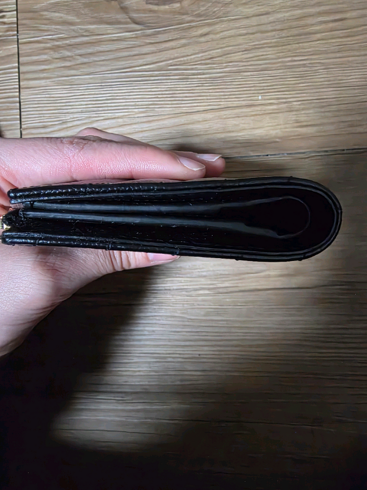 새상품 입생로랑 마틀라세 지퍼지갑 이미지