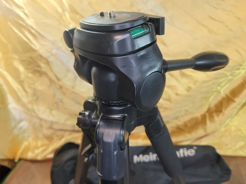 삼각대 메인그라피7500B B 3단 트라이포드 145cm 사진 영상 촬영 이미지