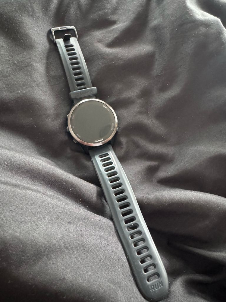가민 포러너570 42mm garmin forerunner 570 이미지