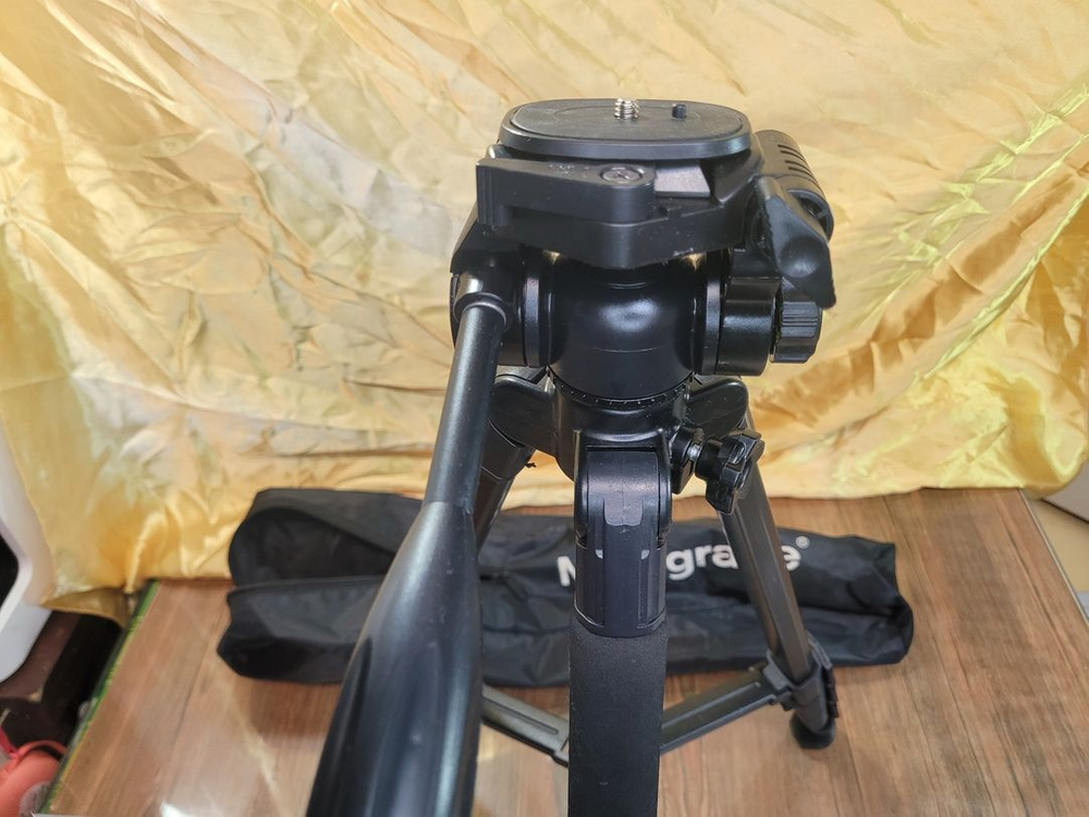 삼각대 메인그라피7500B A 3단 트라이포드 145cm 사진 영상 촬영 이미지