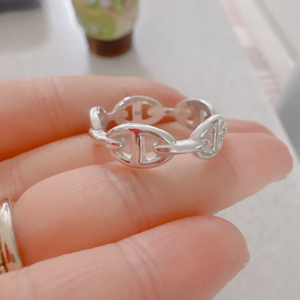 샹달모양 은반지 이미지