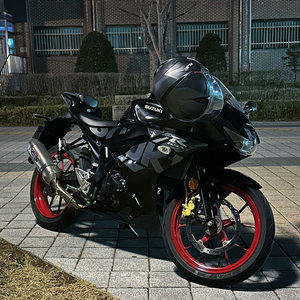 스즈키 GSX R125 21년 13000km 이미지