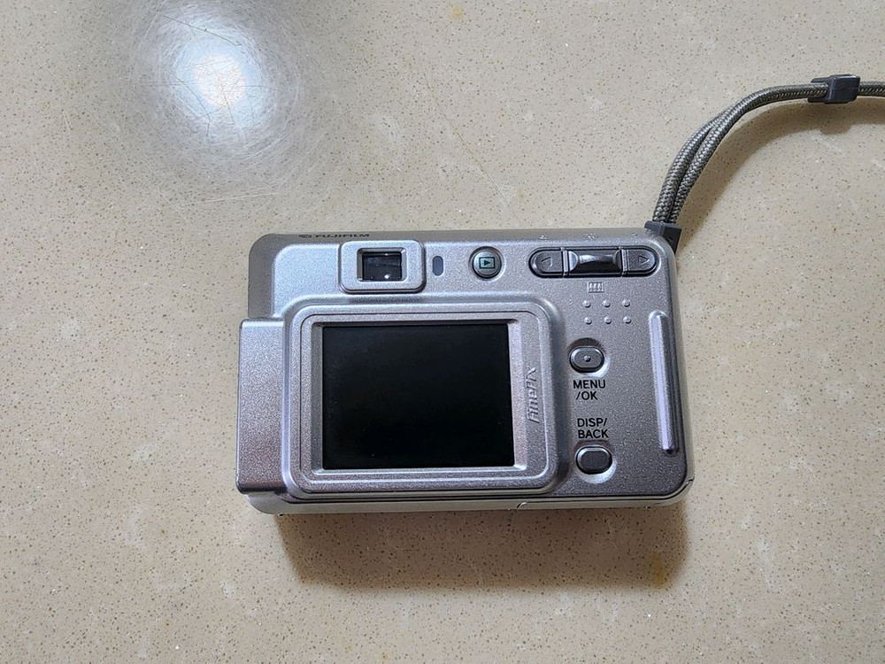 후지필름 FinePix A500디지털카메라 이미지
