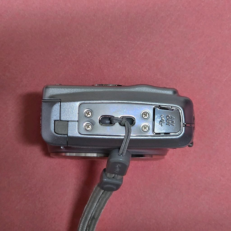 후지필름 파인픽스 F100fd A급디지털카메라 이미지