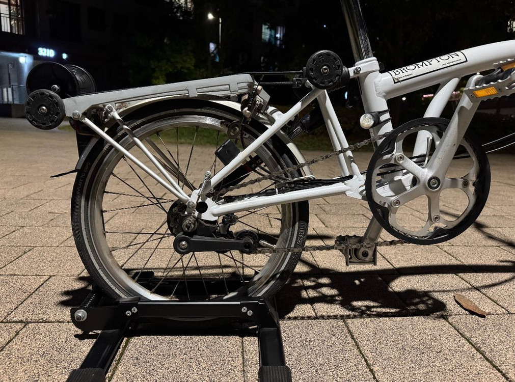 브롬톤 2014년식 M6R 화이트 컬러 이미지