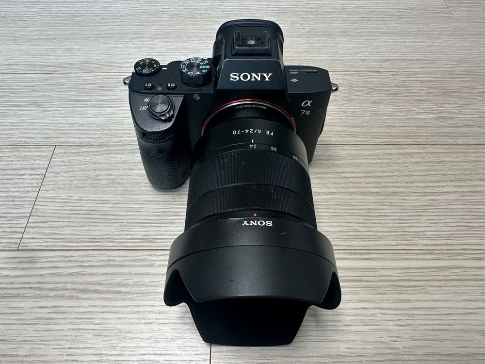 소니 A7M3 바디 + FE 24-70mm F4 ZA OSS 렌즈 셋트로 판매합니다 이미지