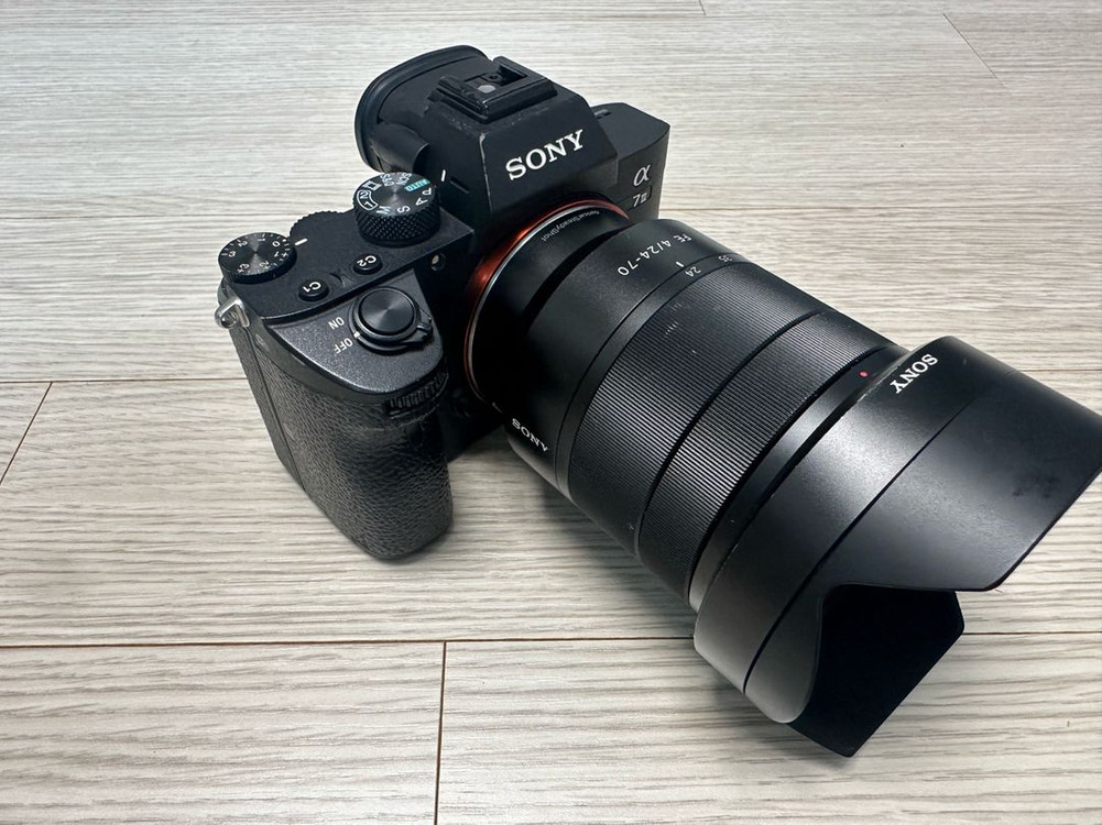 소니 A7M3 바디 + FE 24-70mm F4 ZA OSS 렌즈 셋트로 판매합니다 이미지