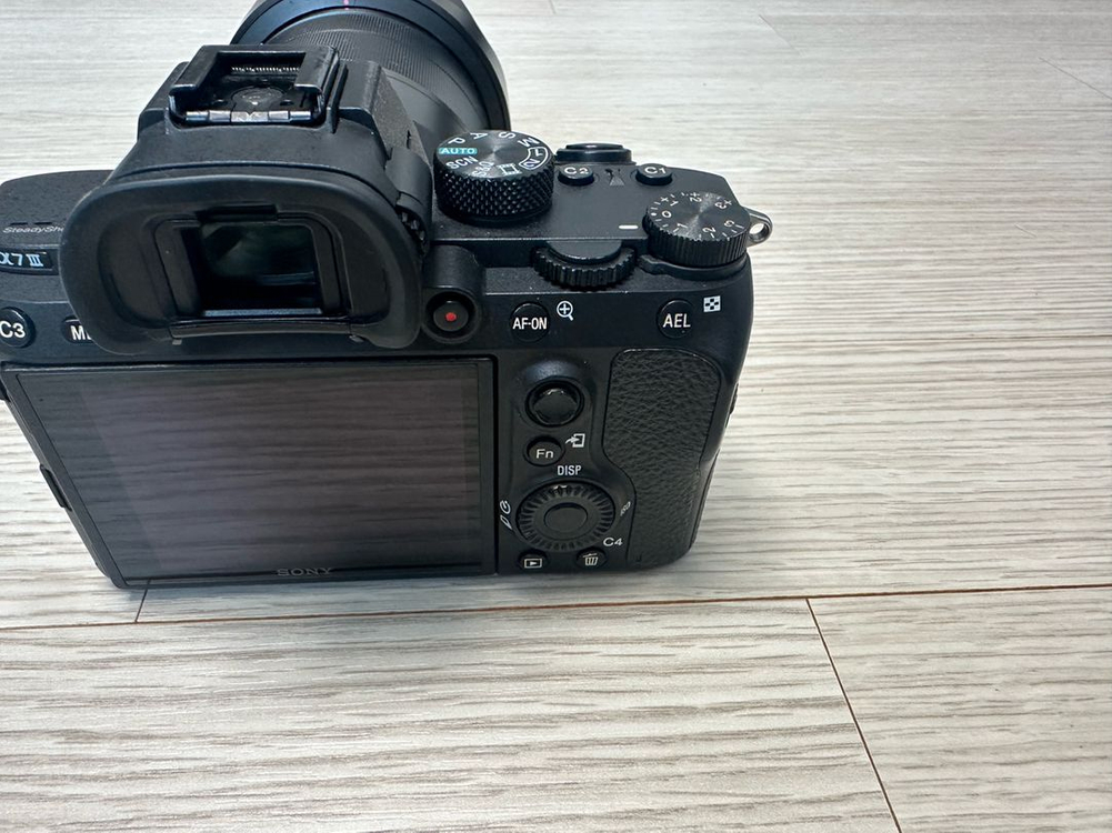 소니 A7M3 바디 + FE 24-70mm F4 ZA OSS 렌즈 셋트로 판매합니다 이미지