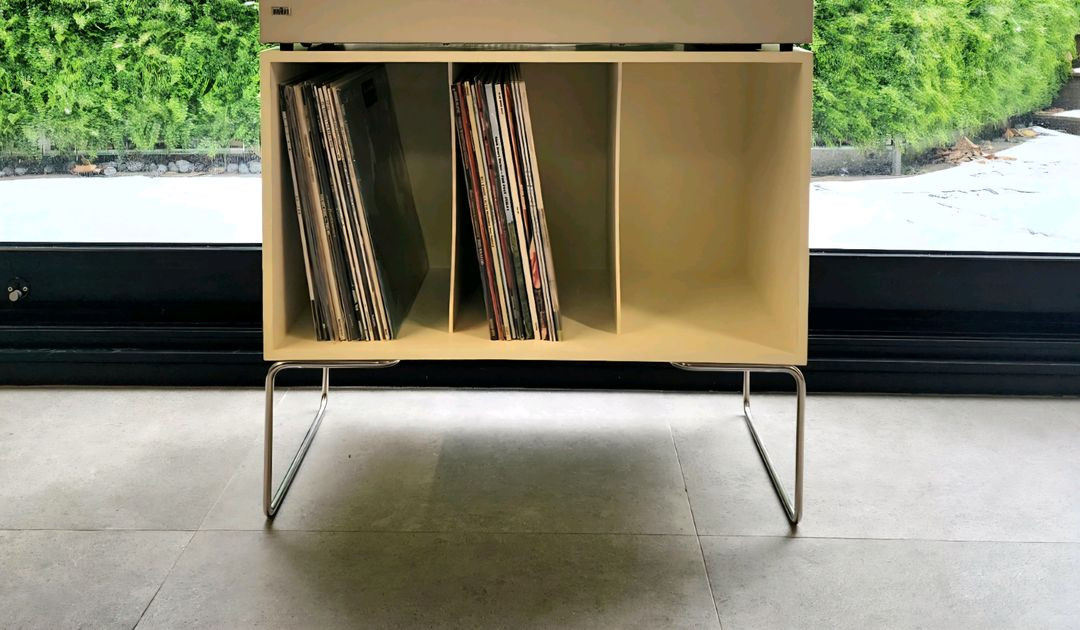 브라운 오마주 AUDIO 시리즈 LP 수납장 / 디터람스 이미지