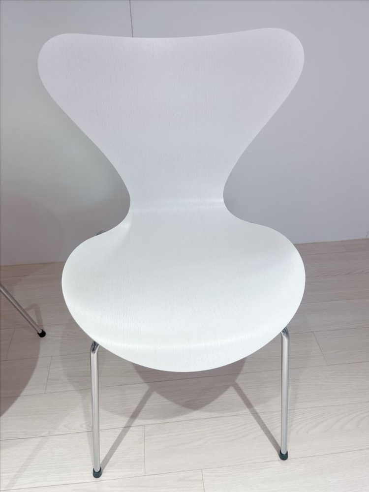 프리츠한센 세븐체어 화이트 2개 새제품 이미지