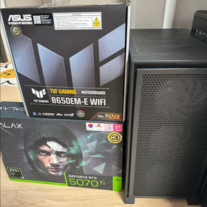 9800X3D, B650EM-E, RTX5070TI, 32GB, 1TB 완본체 팝니다 이미지