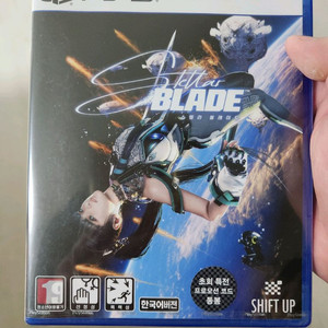 미개봉 플스5 스텔라블레이드 초회판 이미지