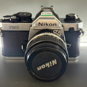 니콘 FM2 필름 카메라 Nikkon 렌즈 이미지
