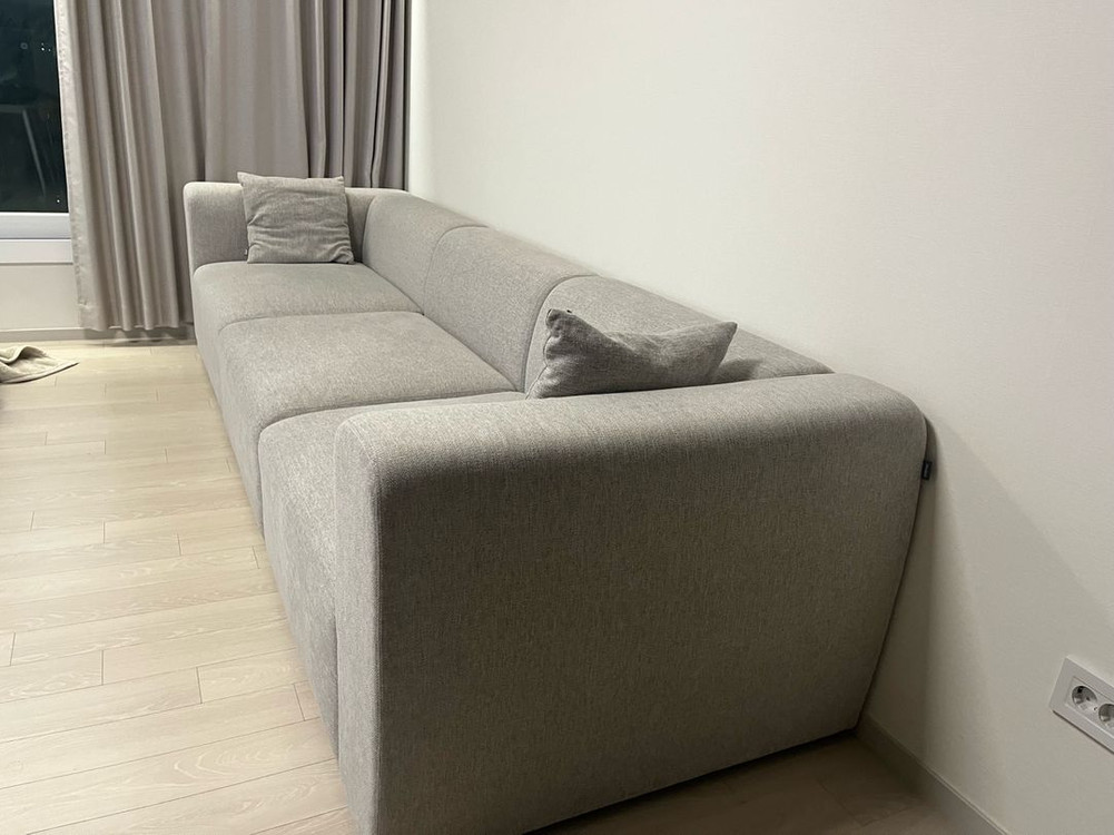 4인용 페브릭 소파 이미지