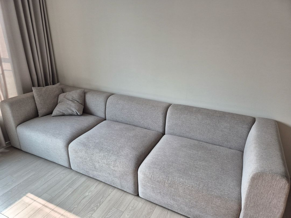 4인용 페브릭 소파 이미지