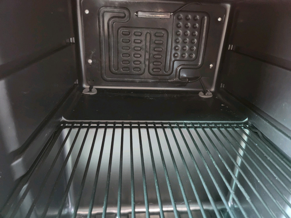 허스키 미니냉장고 코카콜라 디자인 45리터 상태좋음 경기광주 택배가능 이미지