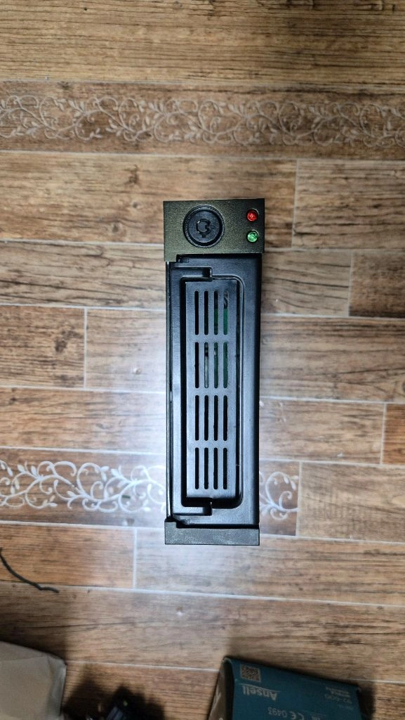 HDD Bay 케이스 이미지