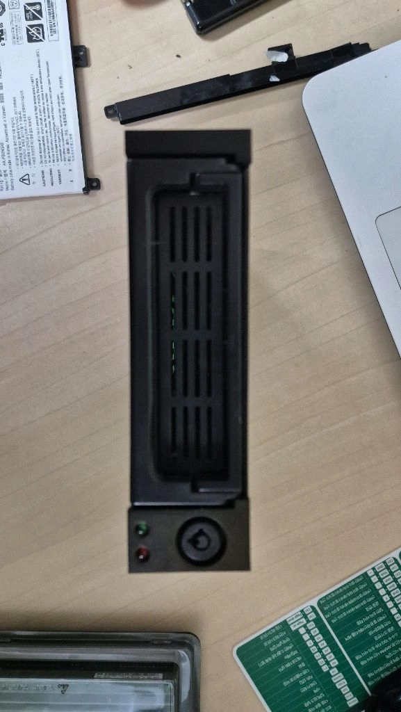 HDD Bay 케이스 이미지