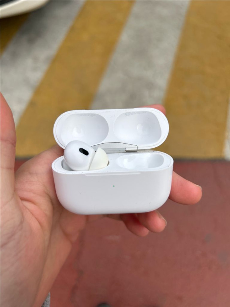 애플 에어팟 프로 2세대 C타입 ss급 이미지