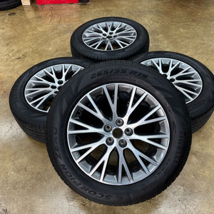 제네시스 GV80 19인치 순정휠타이어 팝니다 이미지