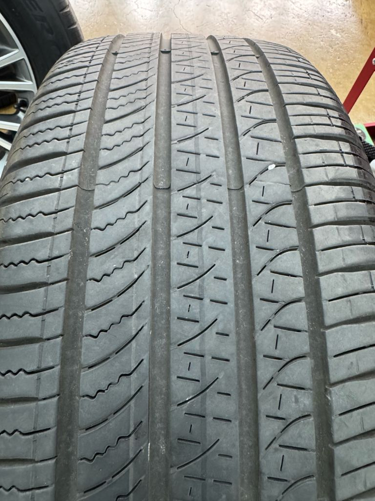 제네시스 GV80 19인치 순정휠타이어 팝니다 이미지