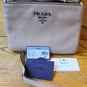 프라다 더블지퍼 크로스백 이미지