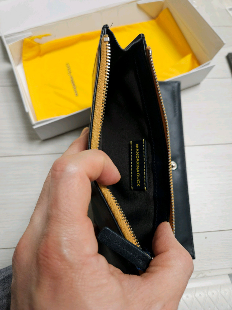 (택포) 만다리나덕 블랙 가죽 장지갑 이미지