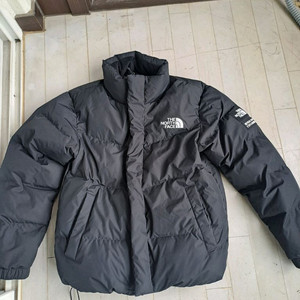 노스페이스 눕시 패딩이에요사이즈는 S/90 이미지