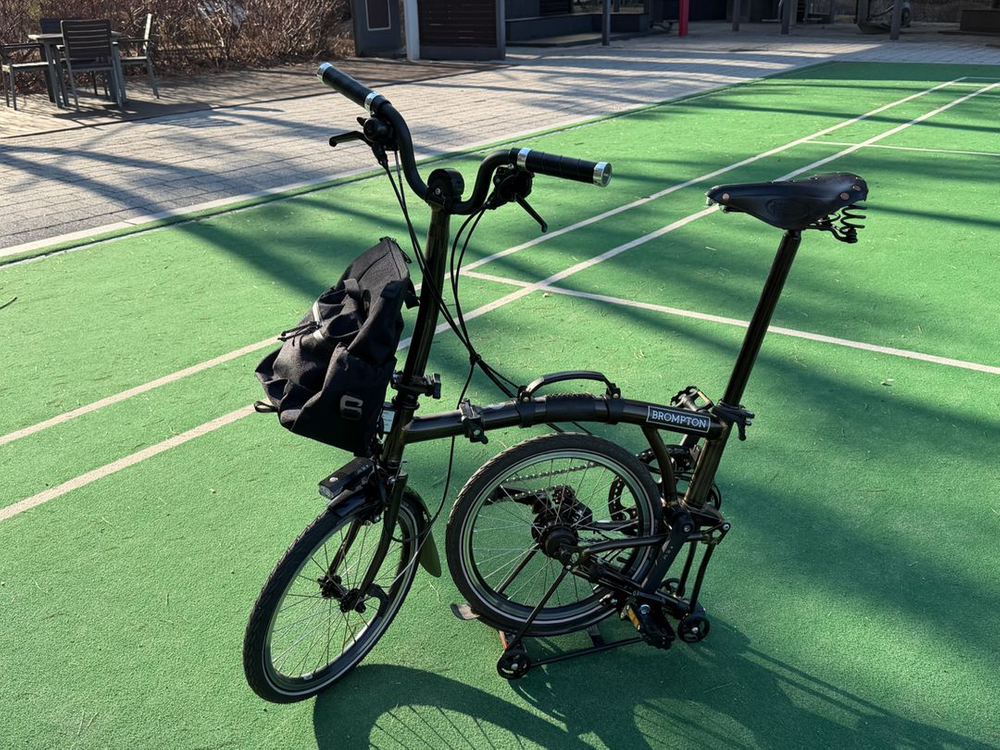 브롬톤 C라인 익스플로어 위드랙 미드핸들 블랙라카 12단 이미지