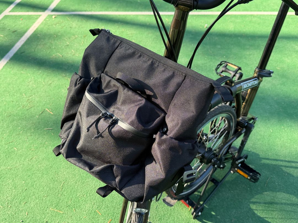 브롬톤 C라인 익스플로어 위드랙 미드핸들 블랙라카 12단 이미지