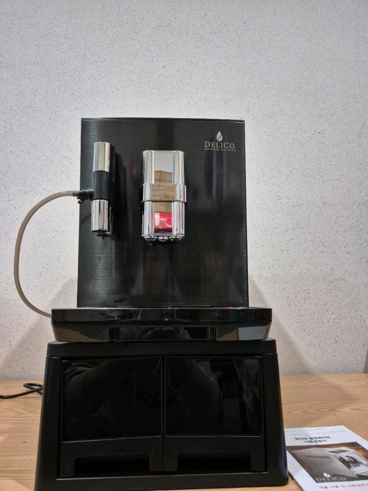 환불가능)딜리코 프로바리스타 전자동 커피머신 CLT-S7-1(3회사용) 이미지
