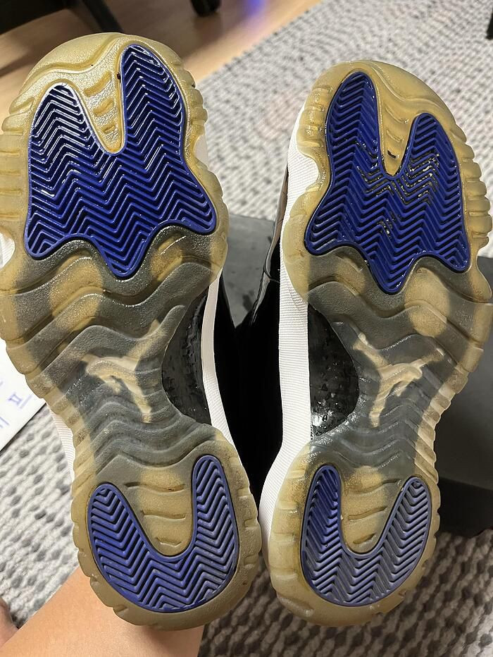 조던 11 스페이스 잼 이미지