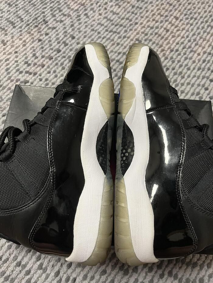 조던 11 스페이스 잼 이미지