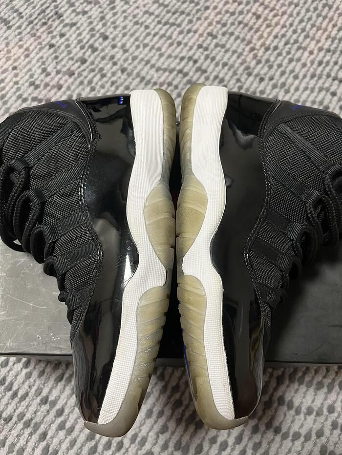 조던 11 스페이스 잼 이미지