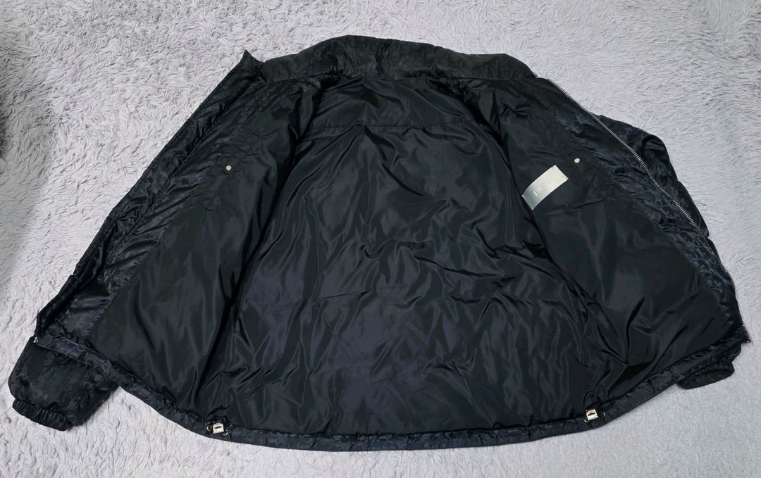 디올 오블리크 다운 패딩 블랙 943C449A4462 상태최상 이미지