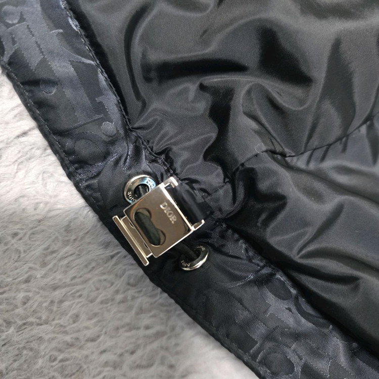 디올 오블리크 다운 패딩 블랙 943C449A4462 상태최상 이미지