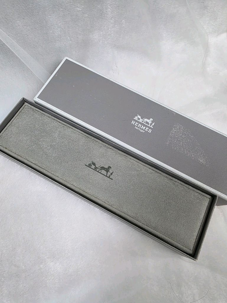 에르메스 빈티지 시계 케이스 이미지