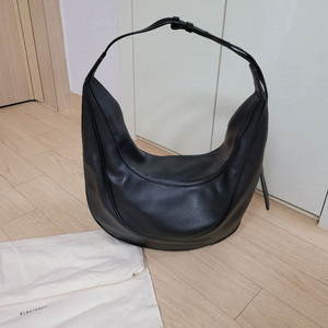 엘바테게브 Elbategev 오스트라백 블랙 (호보백) 이미지